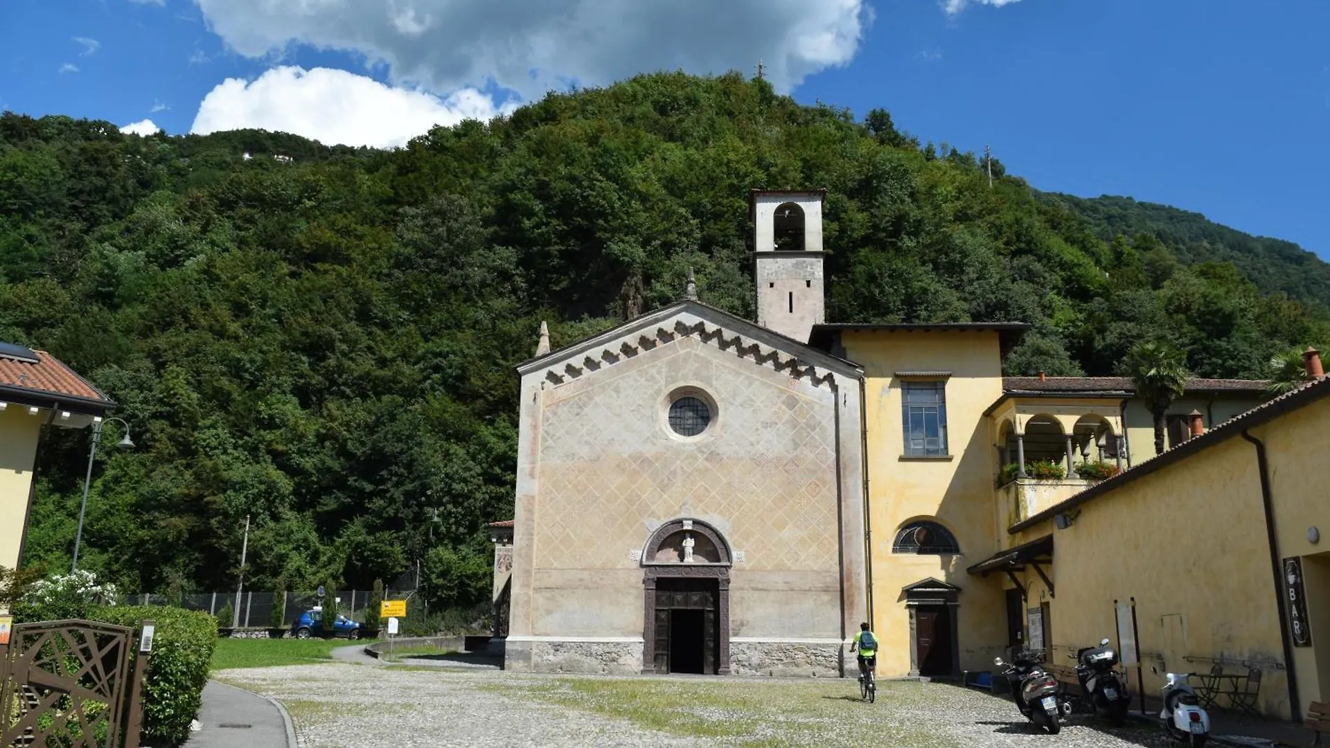 Romanino House Mountain Lake Iseo Hospitality Pisogne Włochy